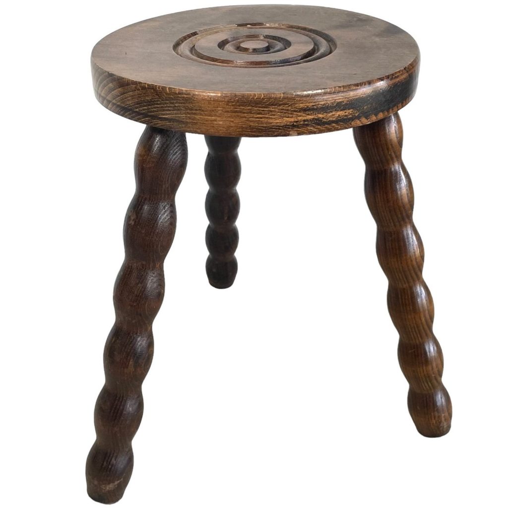 Stool Vintage French Tripod Bobbin Leg Target Seat Wooden Milking Kitchen Table Round Shaped Plant Rest Stand Plinth Tabouret c1970’s