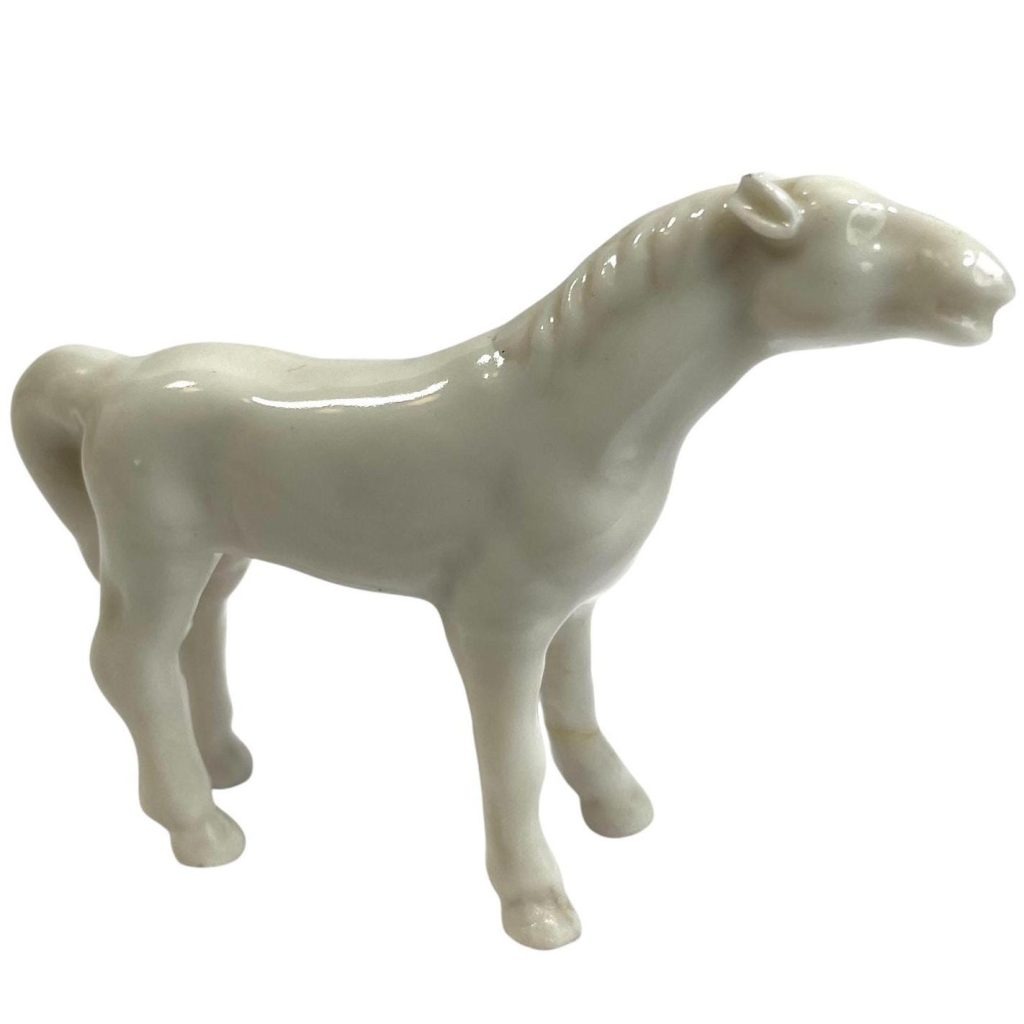 Vintage Chinese White Porcelain Horse Blanc De Chine Oriental Figurine Statue Ornament c1950-60’s